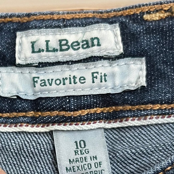 L.L. Bean Women’s Favorite Fit High Rise Straight Leg Jeans Sz-10 - Picture 5 of 7